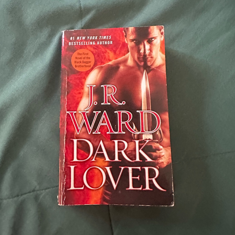 J.R. Ward Dark Lover Book
